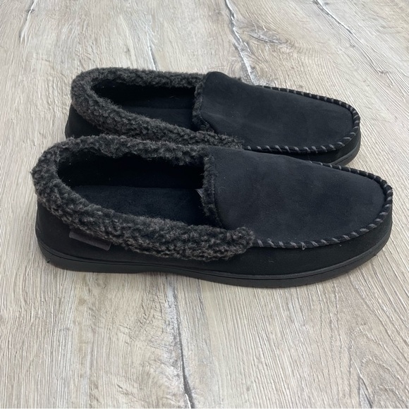 Dearfoams Slippers - Picture 3 of 11